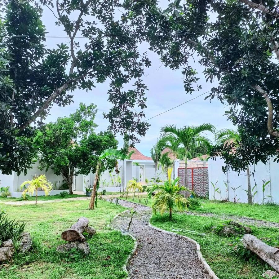 Pineale Villas, Resort And Spa Panglao Exterior photo